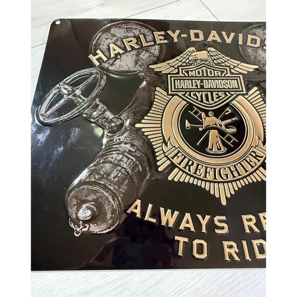 Harley Davidson Firefighter Badge Embossed Tin Sign Andy Rooney USA 17”X 12.5” - Picture 5 of 9